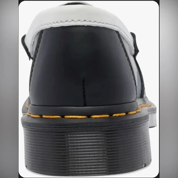 NEW! Dr. Martens Penton Loafer Black and White Two Tone Wingtip UNISEX EU 40 - Picture 3 of 6